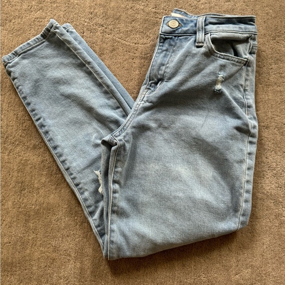SO high-rise mom jeans - Picture 1 of 4